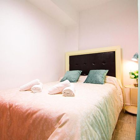 Edomus Playa Y Sol Boutique Apartment Seville Ngoại thất bức ảnh